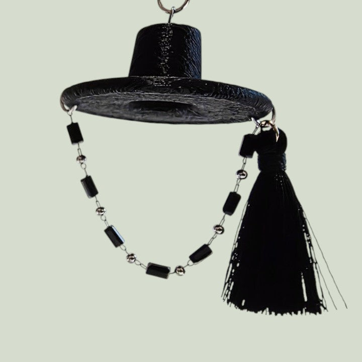 Handmade Korean Traditional Hat Mother-of-Pearl Keyring (Gat-Butterfly Design)
